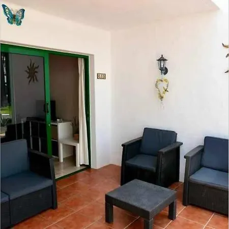 Paradise L11 Tías